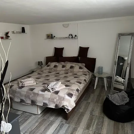 Privatni Smestaj Zlatko Apartment *